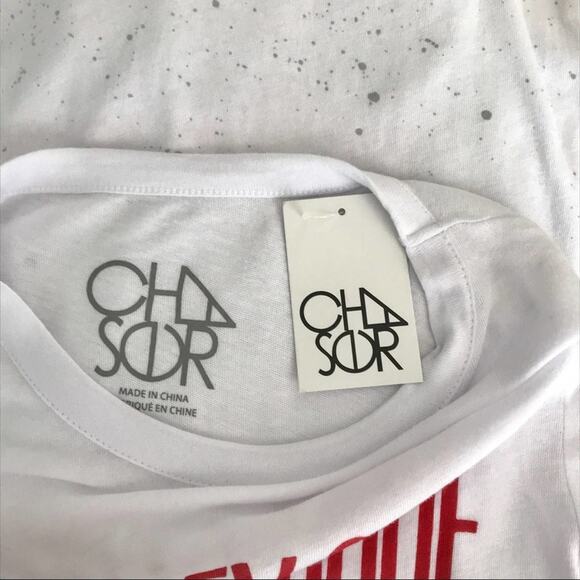 Chaser NWT Motley Crue World Tour 1983 Graphic Concert Tee - Picture 8 of 8